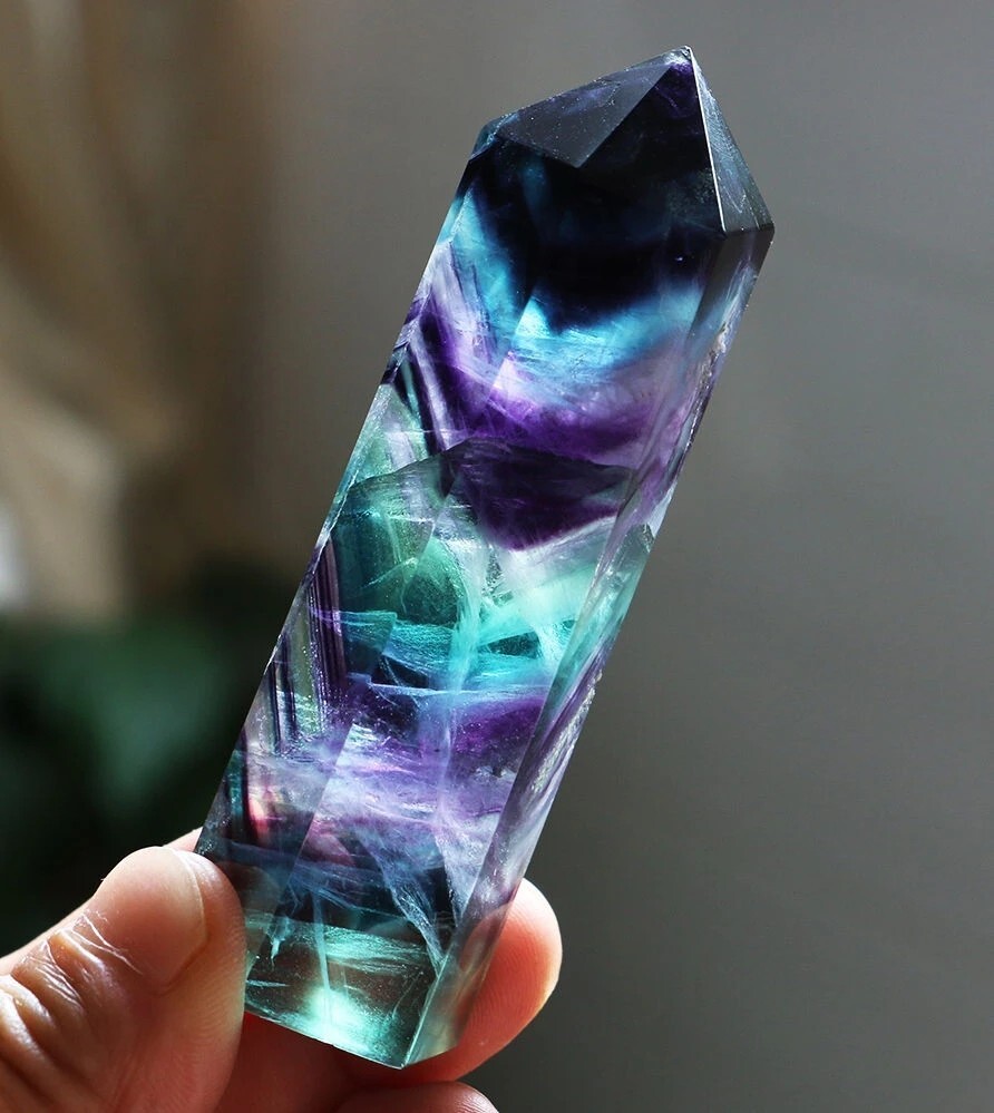 Natural Rainbow Fluorite Healing Witch Crystal Wands Reiki Tower Home Ornament