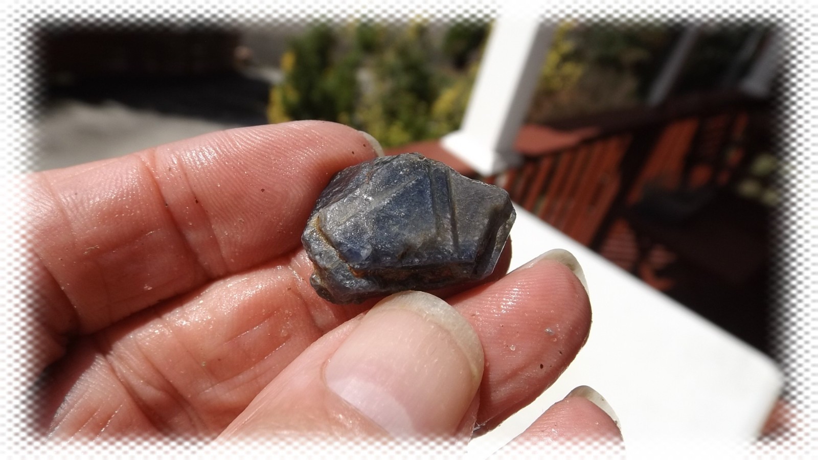 1LB Blue Sapphire Natural Rough Chrystal Gemstone Specimens With Star or Catseye