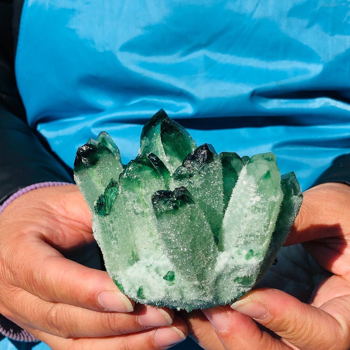 4 piece Lab-Grown Green Crystal Clusters Healing Energy Home Decor 4.11LB