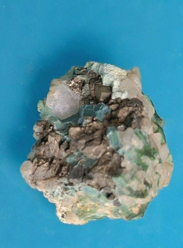 MOLYBDENITE TURQUOISE SPECIMAN IN MATRIX WITH QUARTZ 0.4 OUNCES