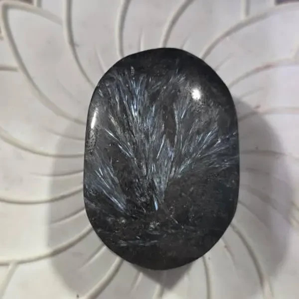 Arfvedsonite Crystal Palmstone Worry Stone Energy Balance Healing & Relaxation