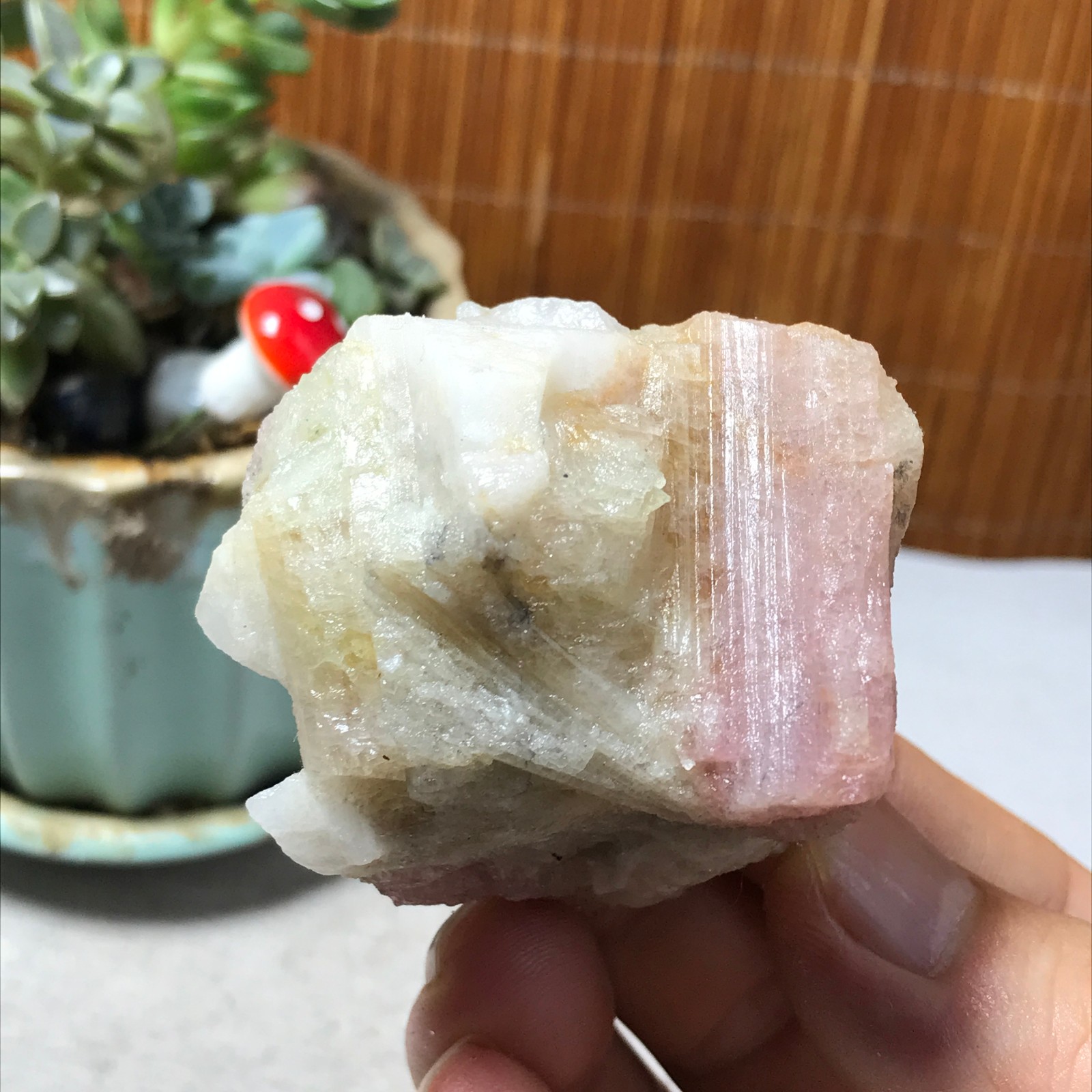 Natural red Tourmaline acanthconite Crystal rough original Specimen 106g A6567