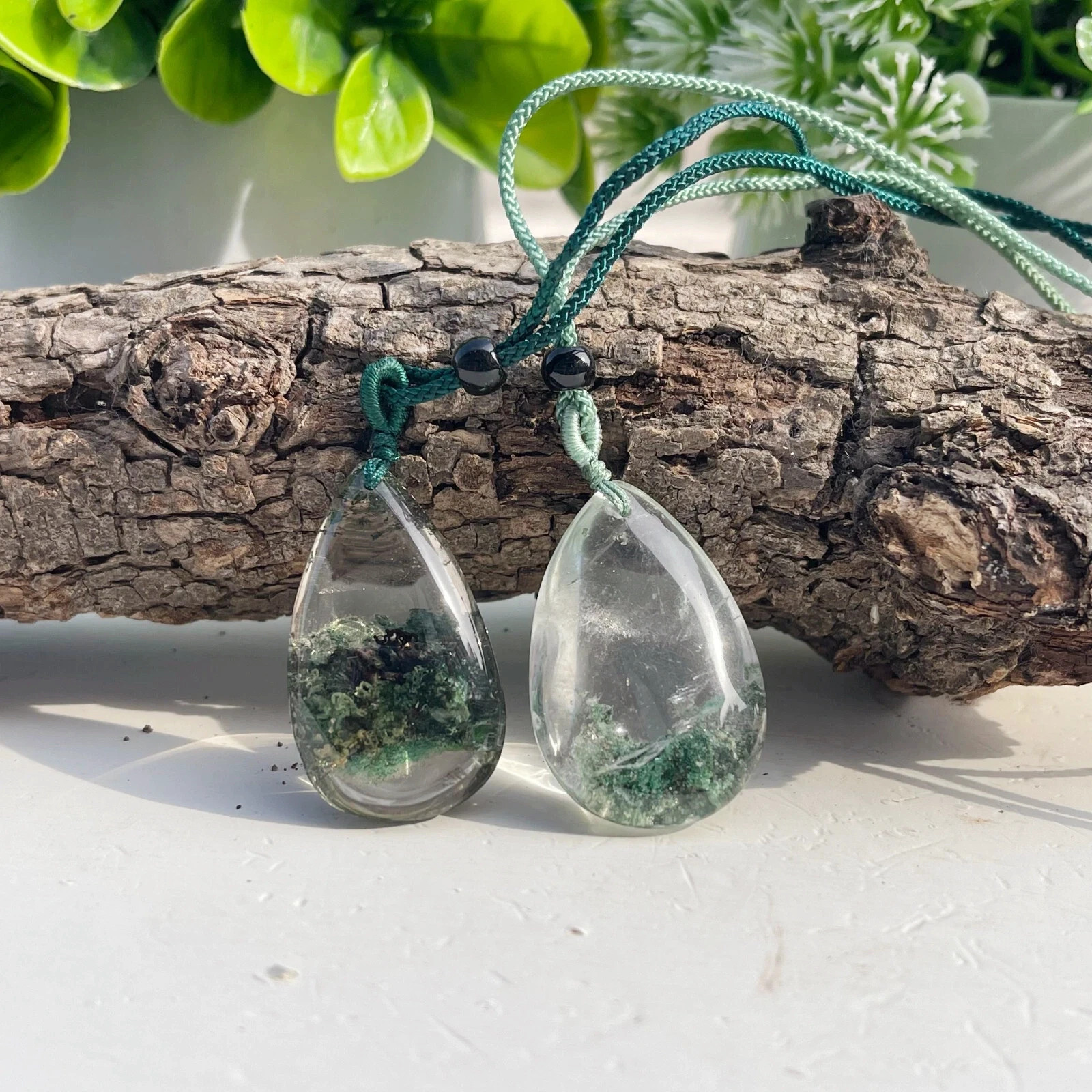 2pcs Natural Ghost Phantom Quartz Crystal Pendant Necklace Chakra Healing Rock