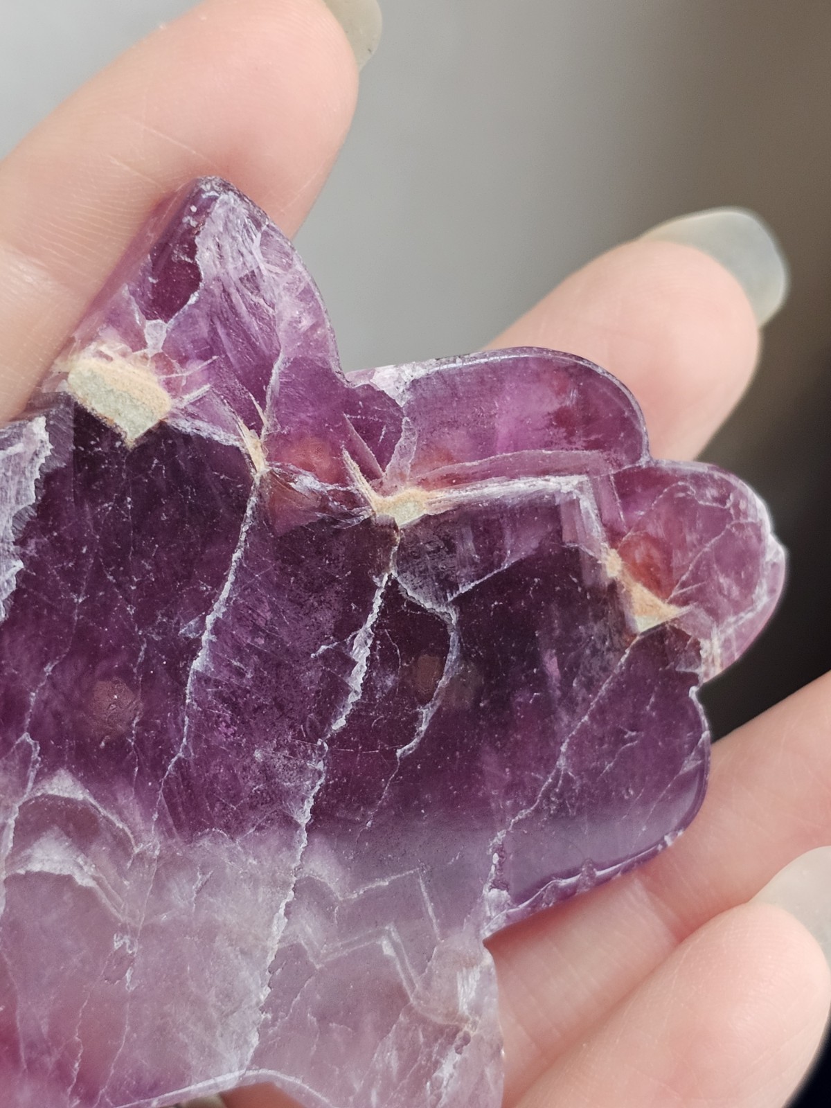 Purple Rainbow Fluorite Hamsa Hand crystal Carving 7.8cm 91g