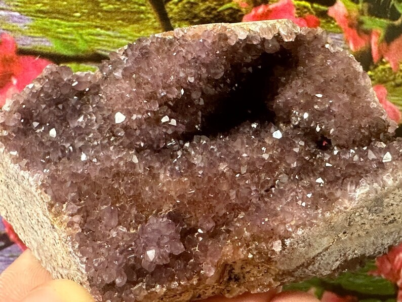123g Amazing Amethyst from Turkey , Gold Minerals, Crystal stone, Raw natural