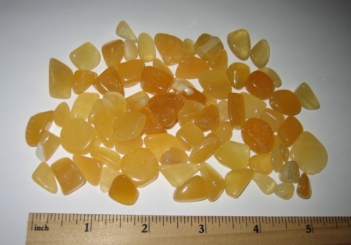 80 TUMBLED POLISHED 0.2″-0.8″ BRIGHT ORANGE CALCITE CRYSTAL STONES ~ 149grams *1