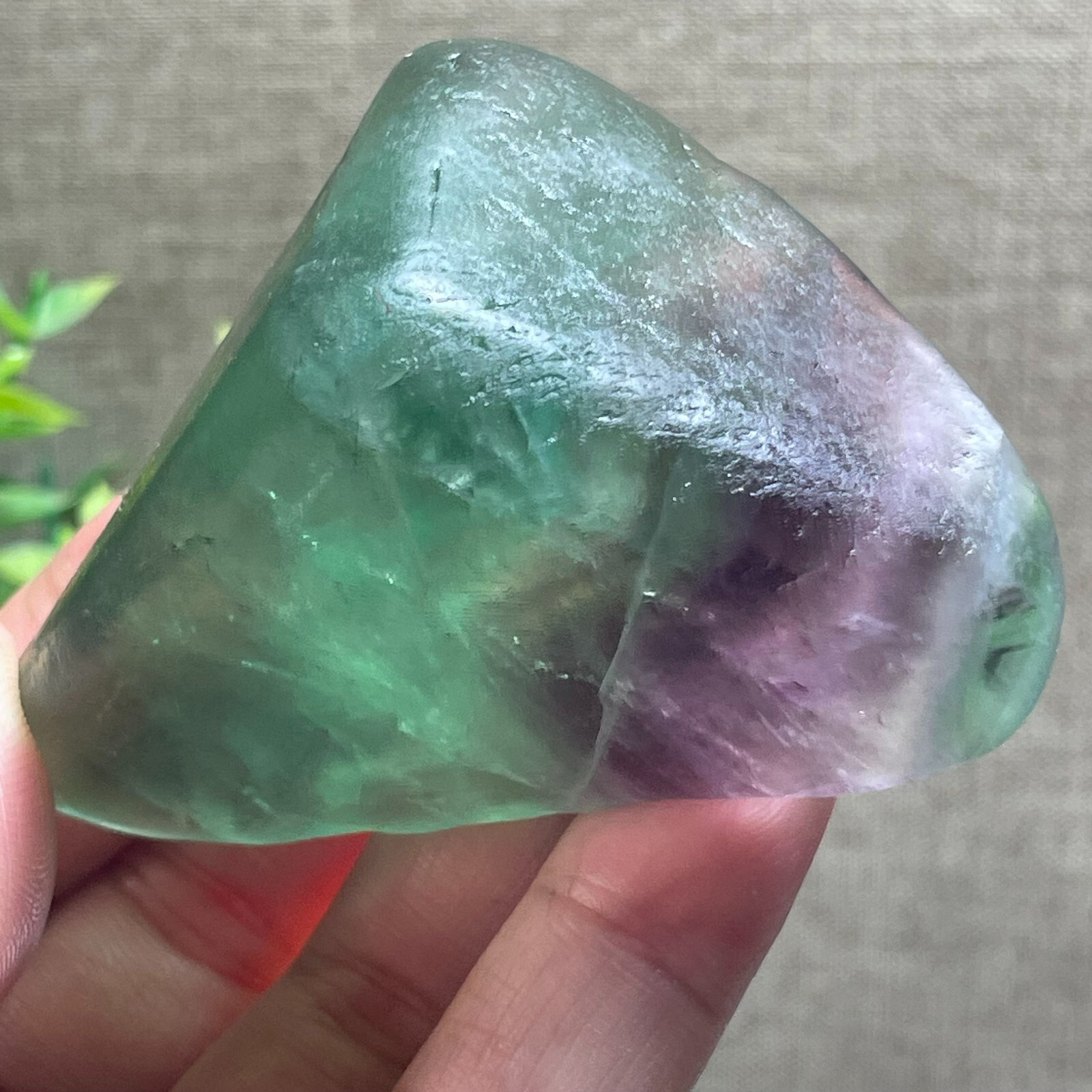 Healing Fluorite Crystals – rainbow – Polished / rough Natural Gemstone 127gAP33