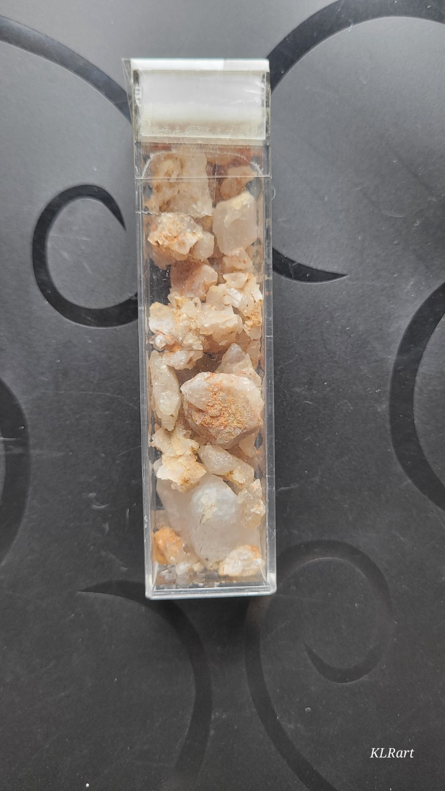 Raw quartz crystals with clusters and clear points, weighing 1.70 oz