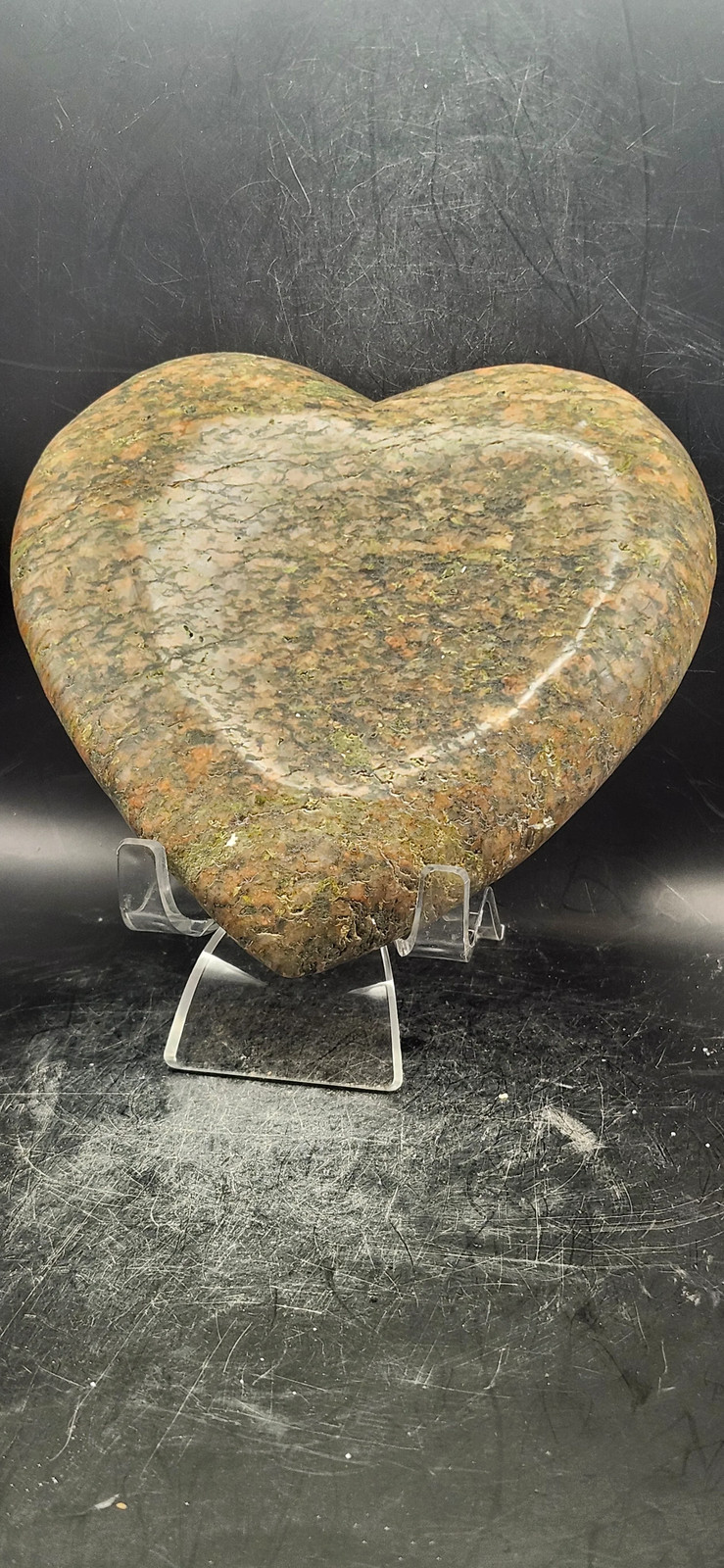 Unakite heart! 1.10 pounds, 5 inches tall, 5 inches wide