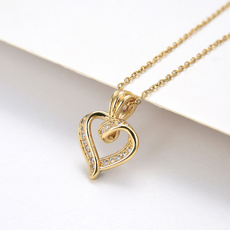 Women’s Fashion Jewelry Cubic Zircon Gold Heart Pendant Necklace Gift 1PC
