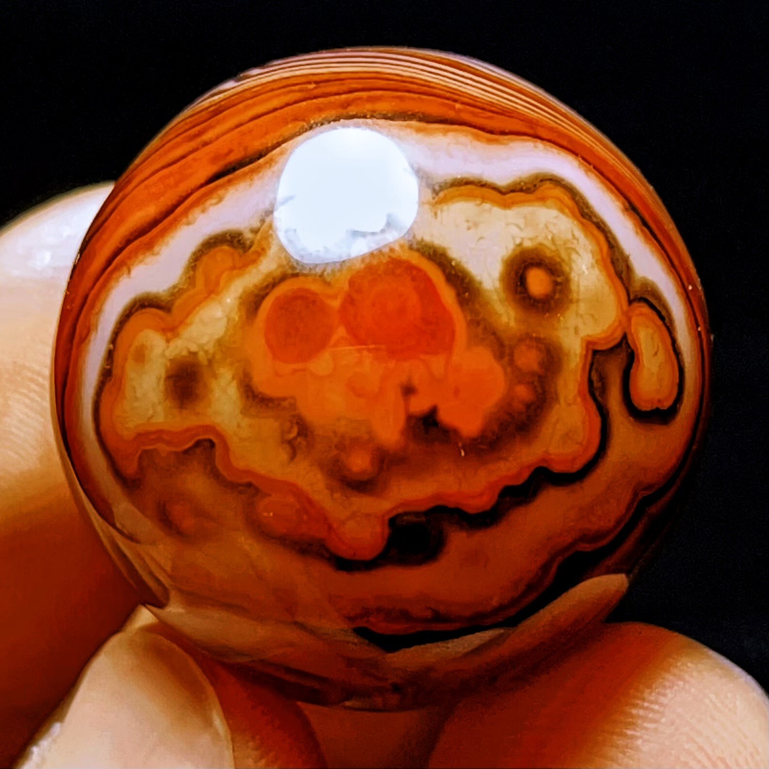 TOP 37G Natural Polished Silk Banded Agate Sphere ball Crystal Madagascar L1385