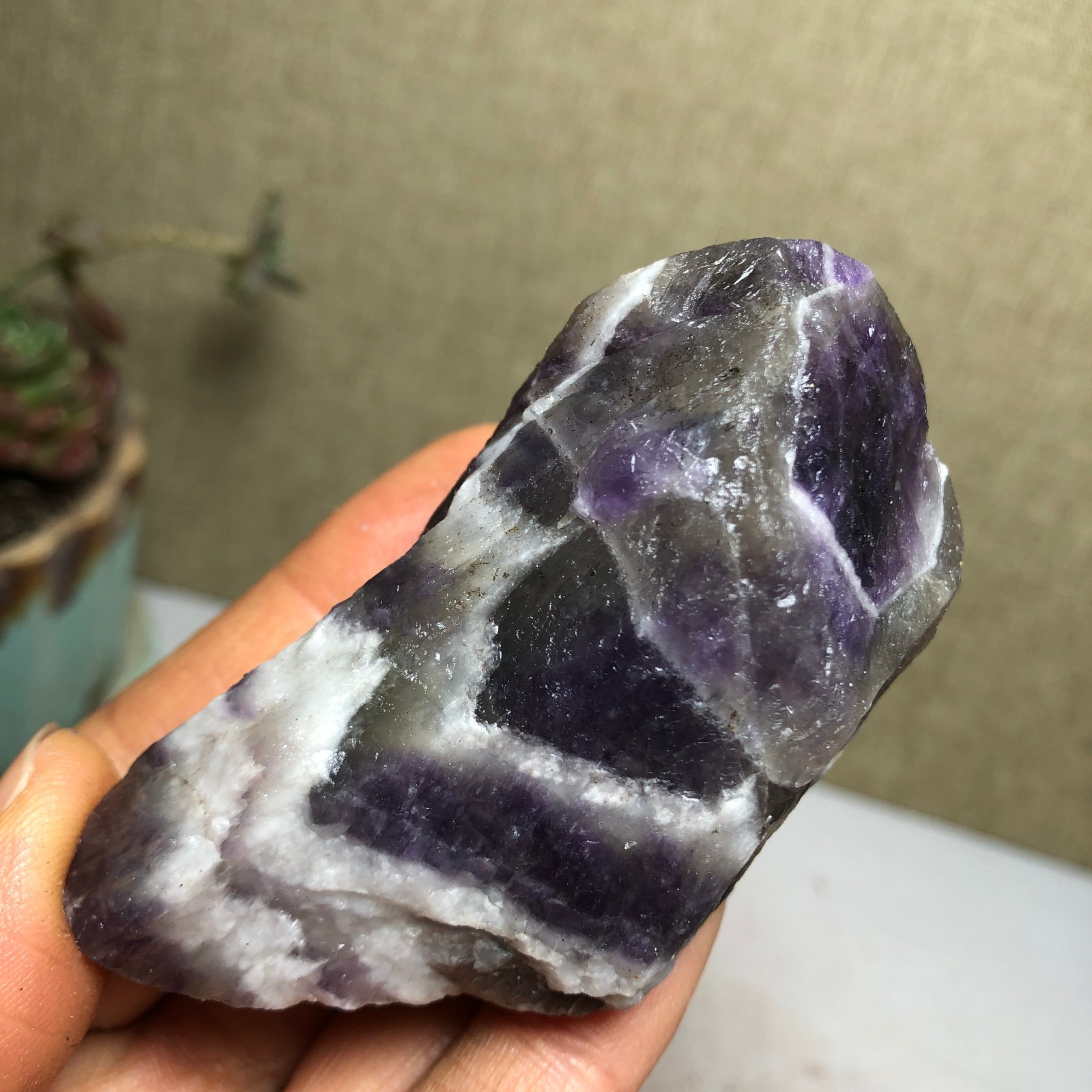 76mm Natural Dream Amethyst gemstone rough Crystal uncut specimens 116g A391107