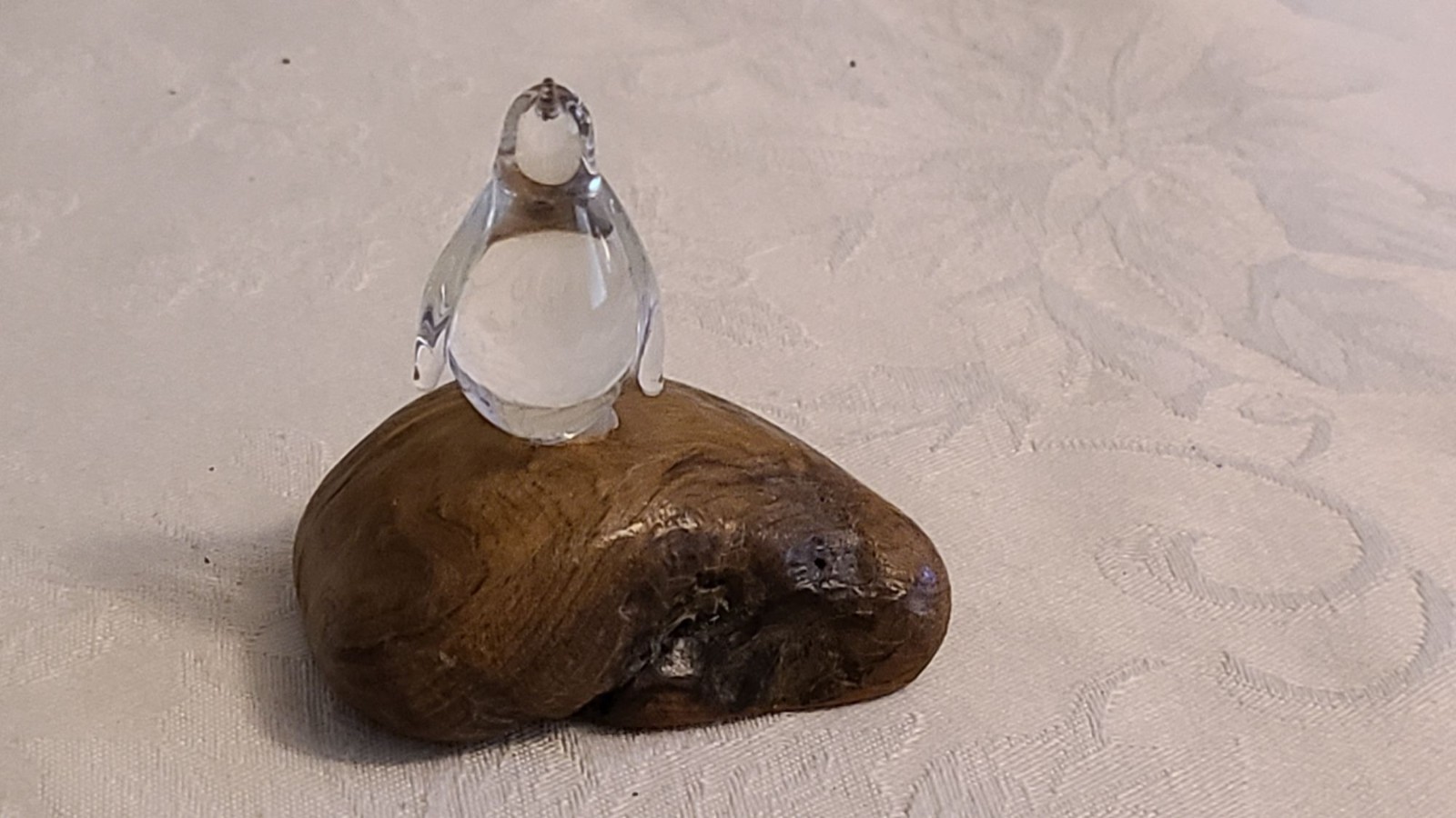 Crystal Penguin on a Rock Base FREE SHIPPING!!!