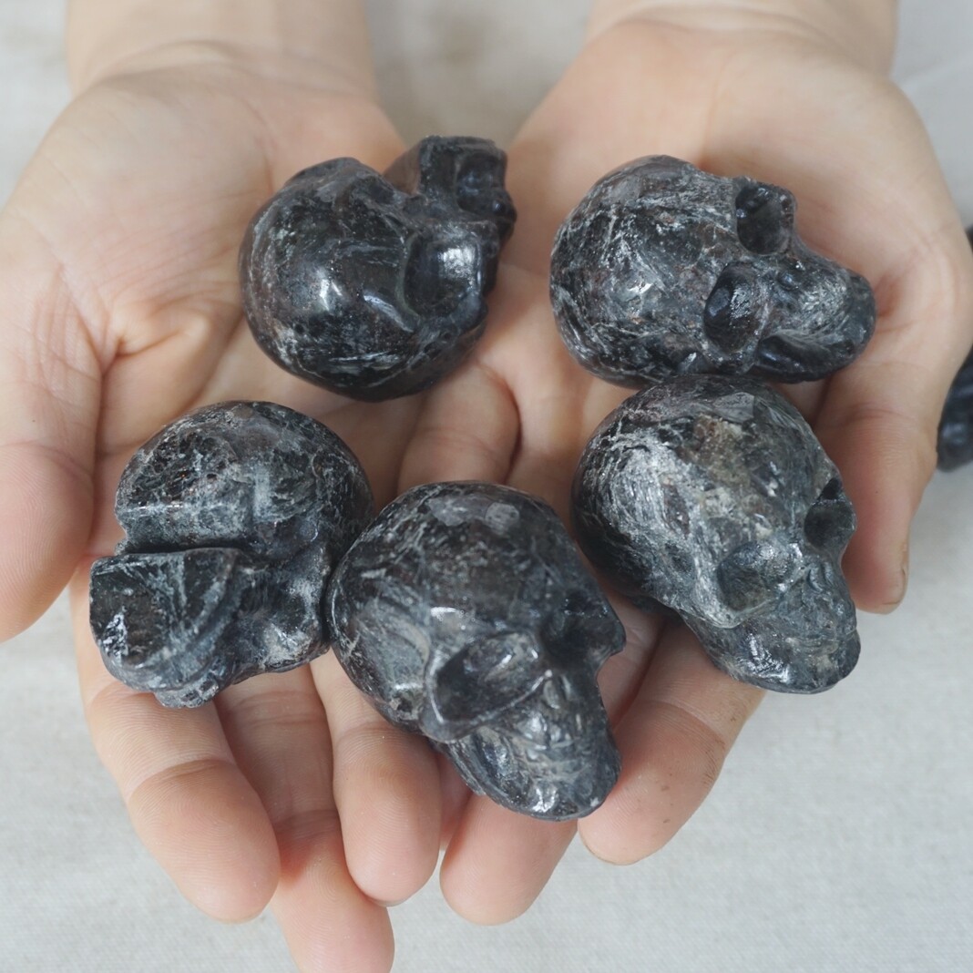 4.2LB 20 Astrophylite Garnet Blue Flashes Crystal Skull Carving Head Healing 5cm