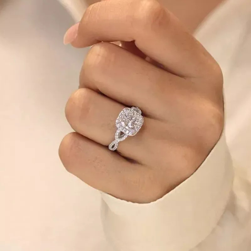 Women’s Fashion Jewelry Silver Cubic Zirconia Luxury Ring Engagement