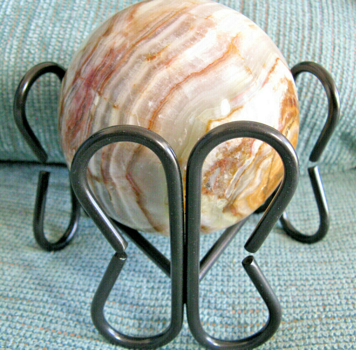 NEW XLARGE ORNATE BUTTERFLY THEME BLACK METAL SPHERE DISPLAY TABLE TOP STAND