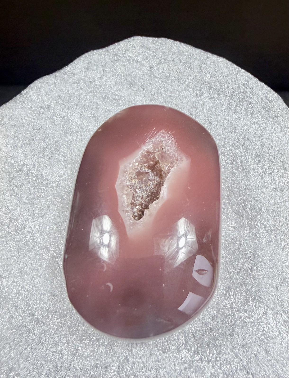 Crystal Mozambique Agate Natural Colour Chalcedony Geode crimson Druzy 39g (3)
