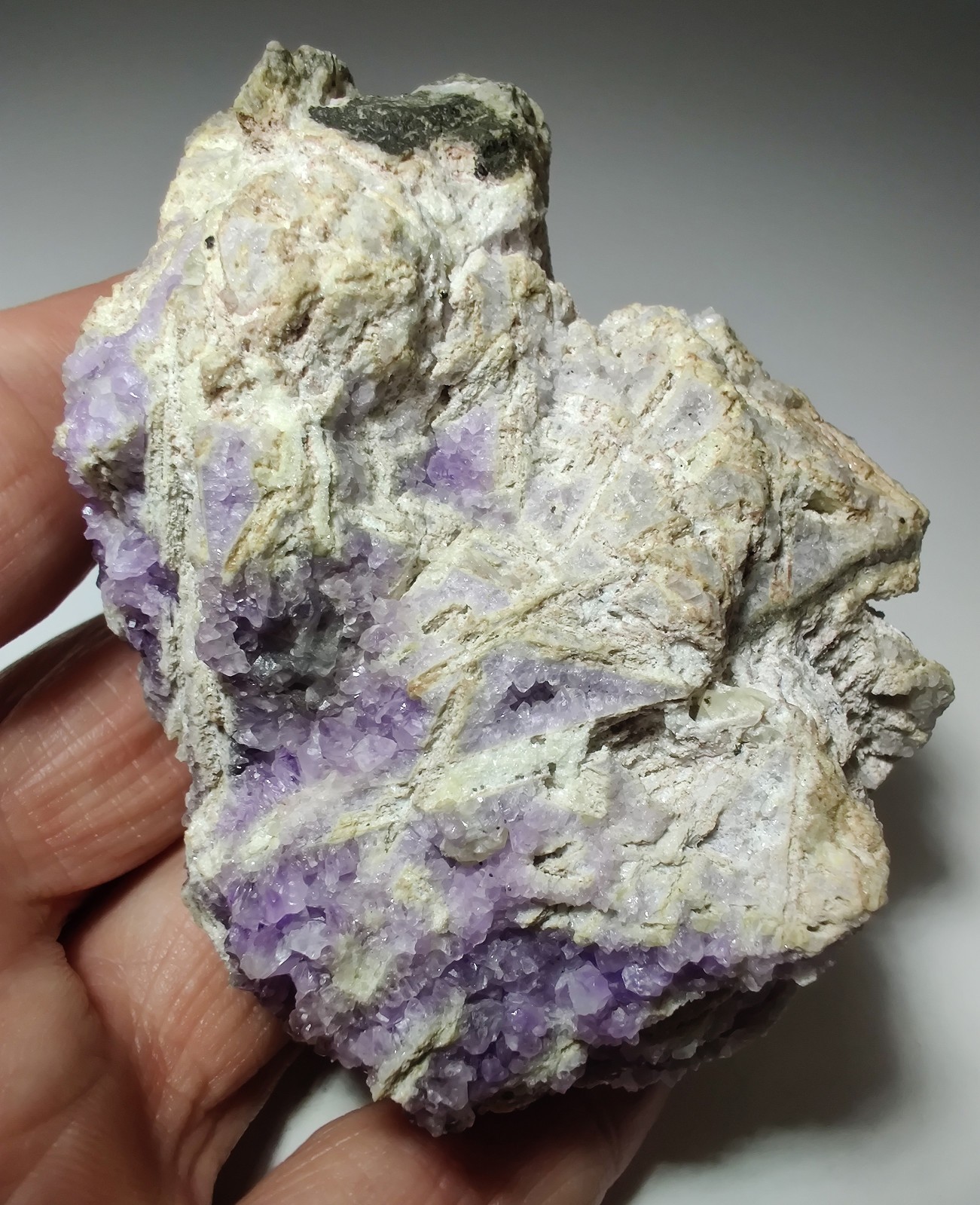 Beautiful Amethyst and Anhydrite specimen. Prospect Park, New Jersey. 268 grams.