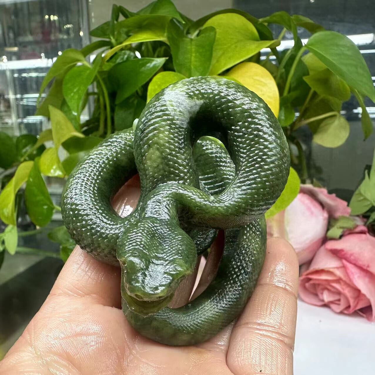 1pc Natural Serpentine Quartz Hand Carved Snake Skull Crystal Reiki Decor Gift