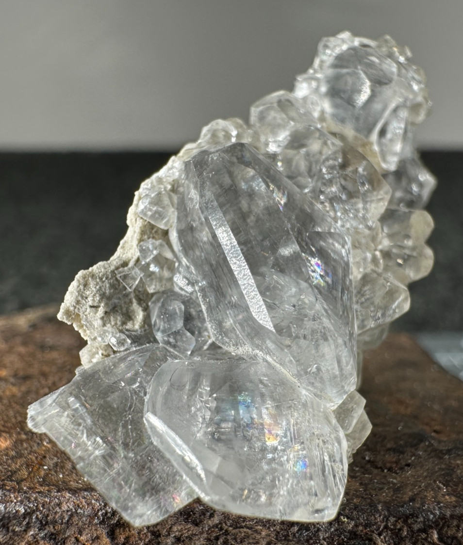 ➤ 1-3/4″ CALCITE CRYSTAL Specimen – Gray Quarry in Hamilton Illinois VIDEO➤1111