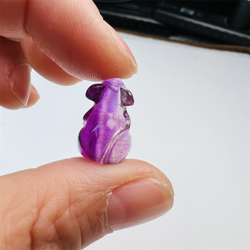 5pcs Random Natural Fluorite Crystal Mini Carved Mouse Skull Quartz Reiki Gift