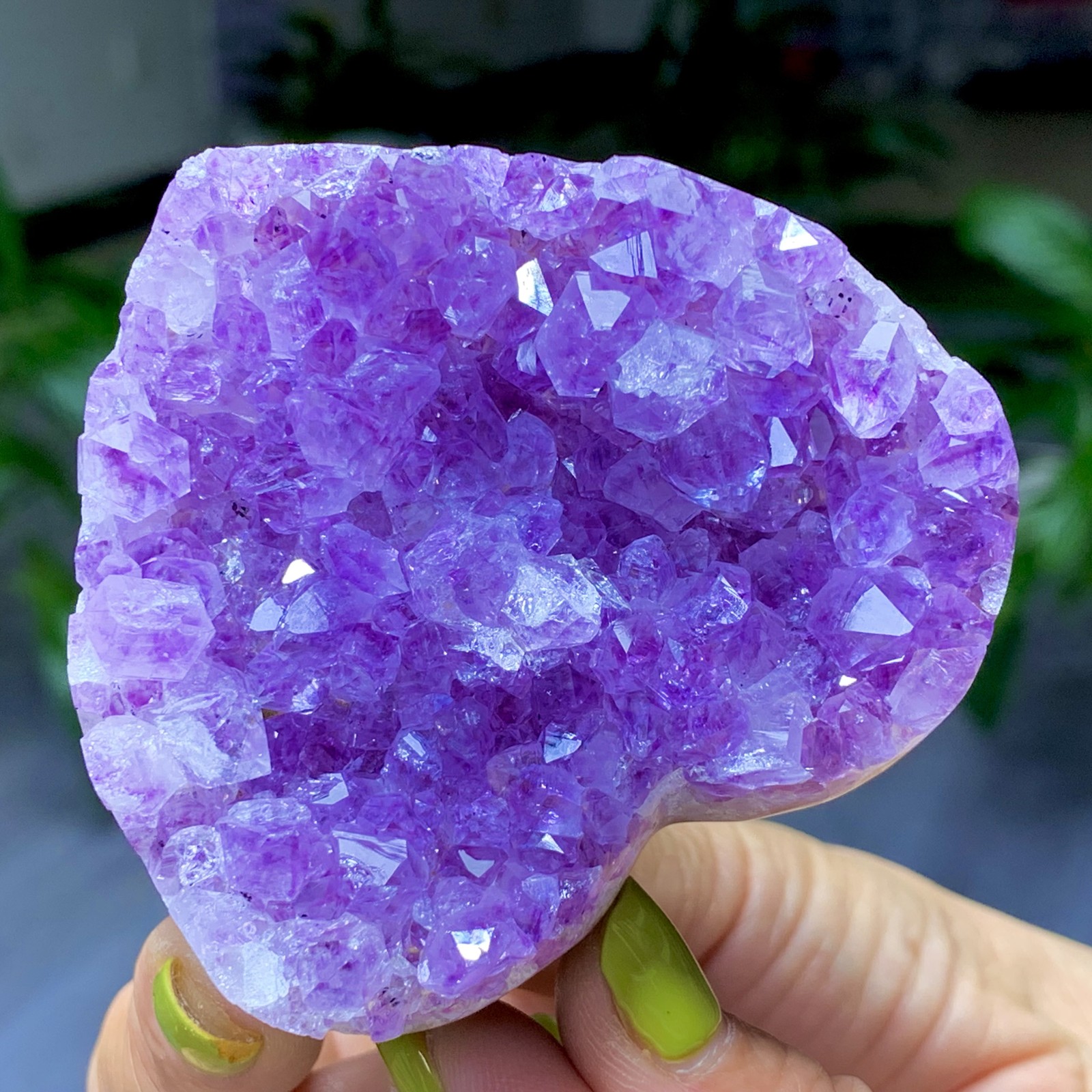 242G Natural Amethyst heart-shaped Agate quartz cluster crystal specimen Healing
