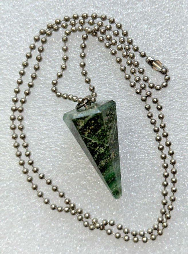 Dowsing Fluorite Pendulum Crystal Mineral Reiki Divination Healing GREAT ENERGY!