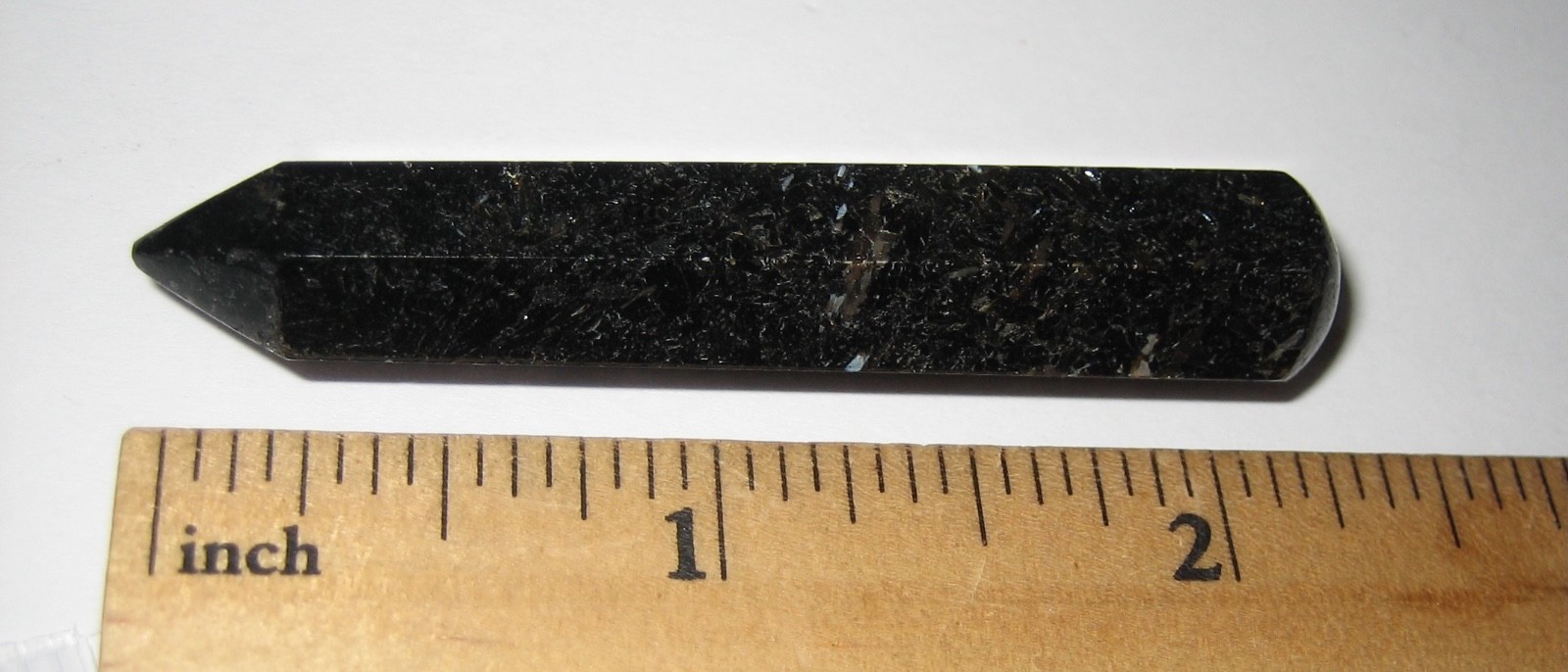 60mm RARE! POLISHED NATURAL AUTHENTIC NUUMMITE STONE WAND GREENLAND 16.7grams *1