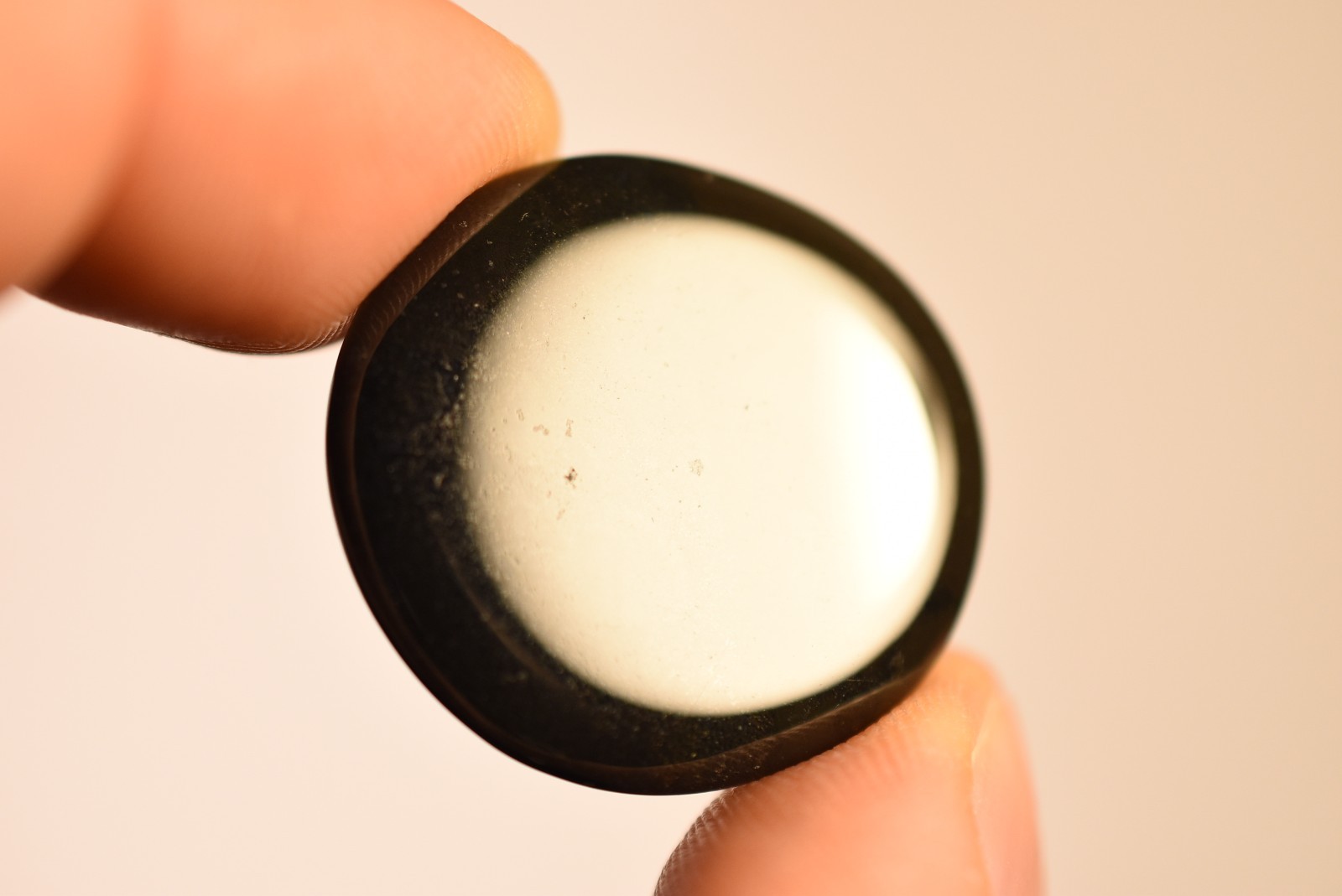 3 *BLACK ONYX* Flat Stones 2-3cm 23g Natural Stone Palm Thumb Worry