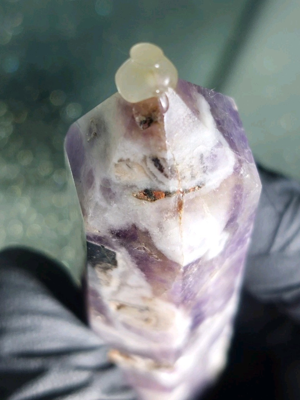 X1 Amethyst Crystal Tower Point Obelisk Healing Energy 81.7g 9.9cm