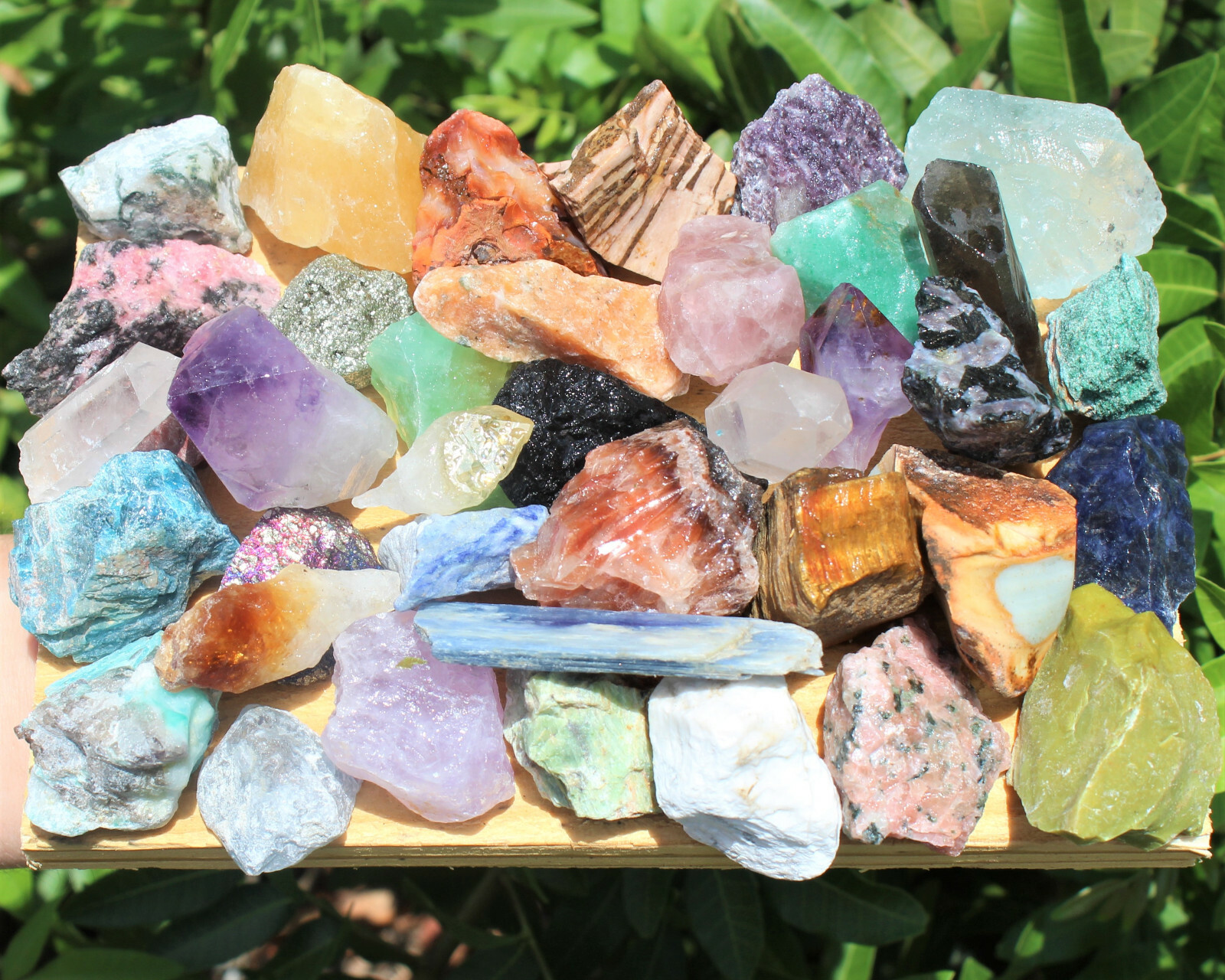 Bulk Mixed Crafters Collection: Gems Crystal Natural Rough Raw 2000 Carat Lot