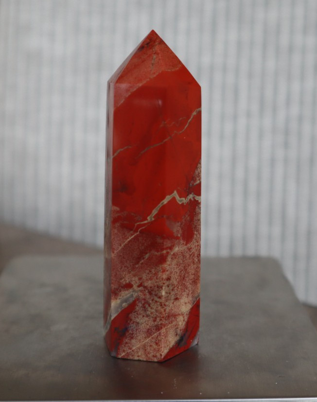 BRECCIATED JASPER POINT 3.19 INCHES TALL/ 88.5 GRAMS
