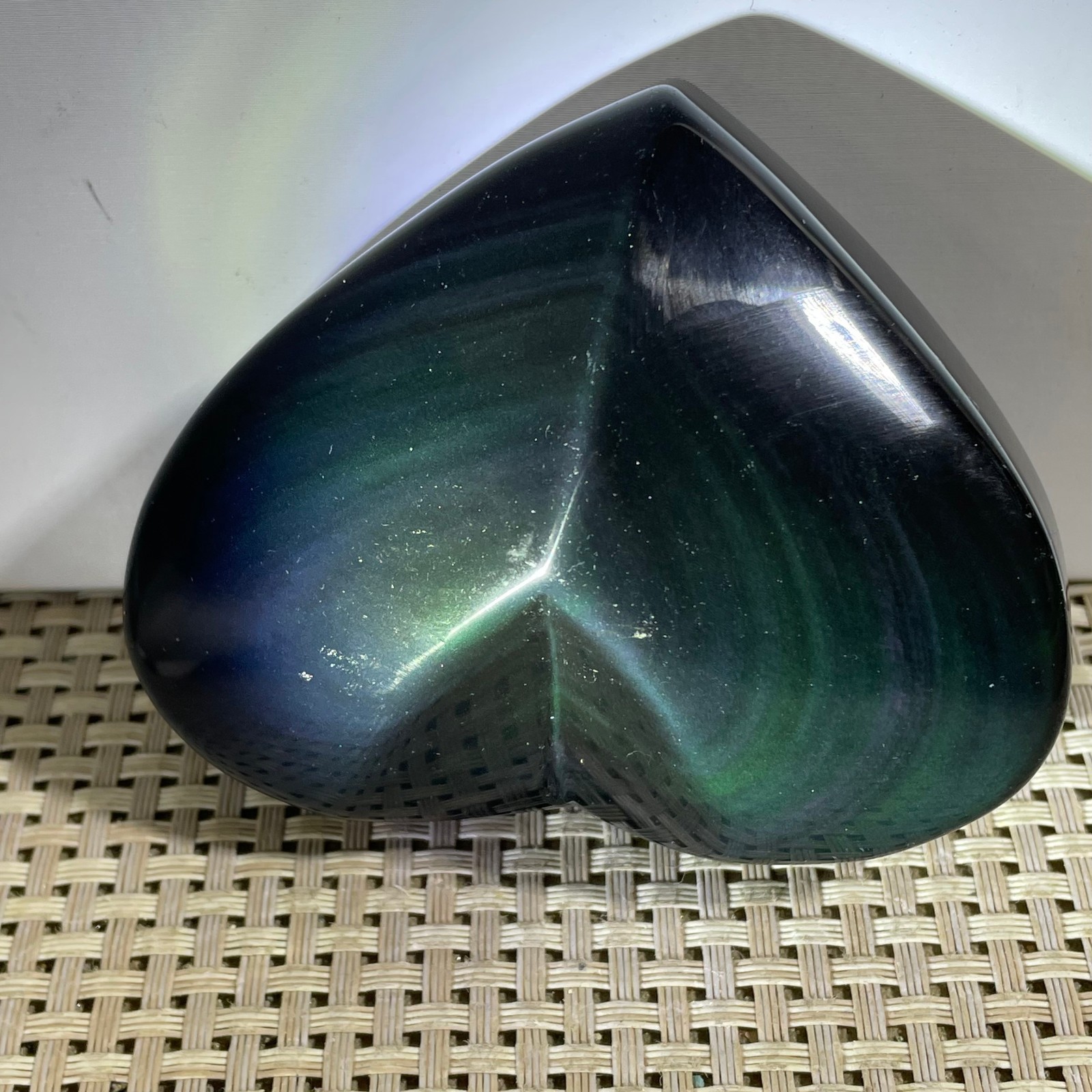 204g Natural Rainbow Natural Rainbow Obsidian Polish Shimmering Iridescent Stone