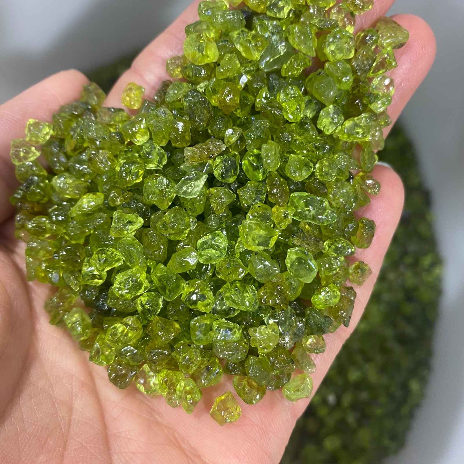 100g Peridot Quartz Crystal Healing Stone Specimen Gravel Tumbled