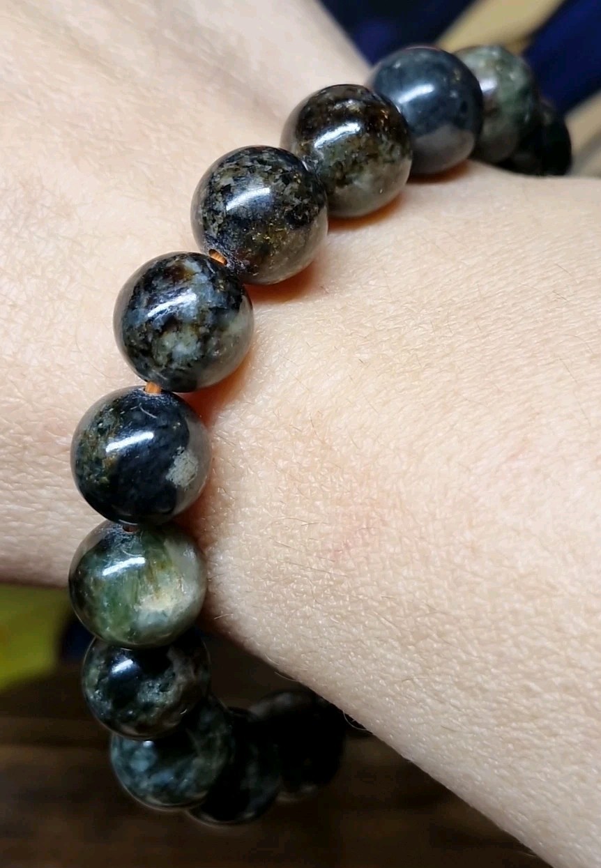 Rare Green Lepidolite 11mm Bead Stretch Bracelet 19.8cm