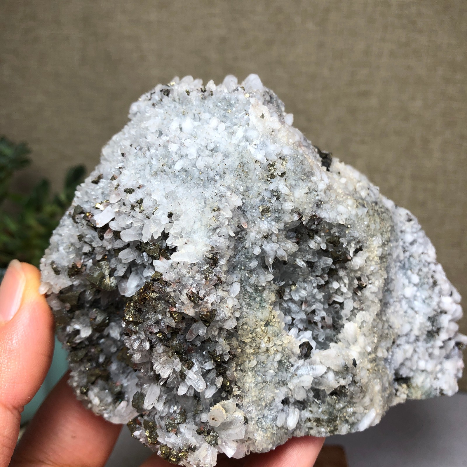 743g Natural rainbow Copper crystal paragenesis ore Uncut original Specimen 5479