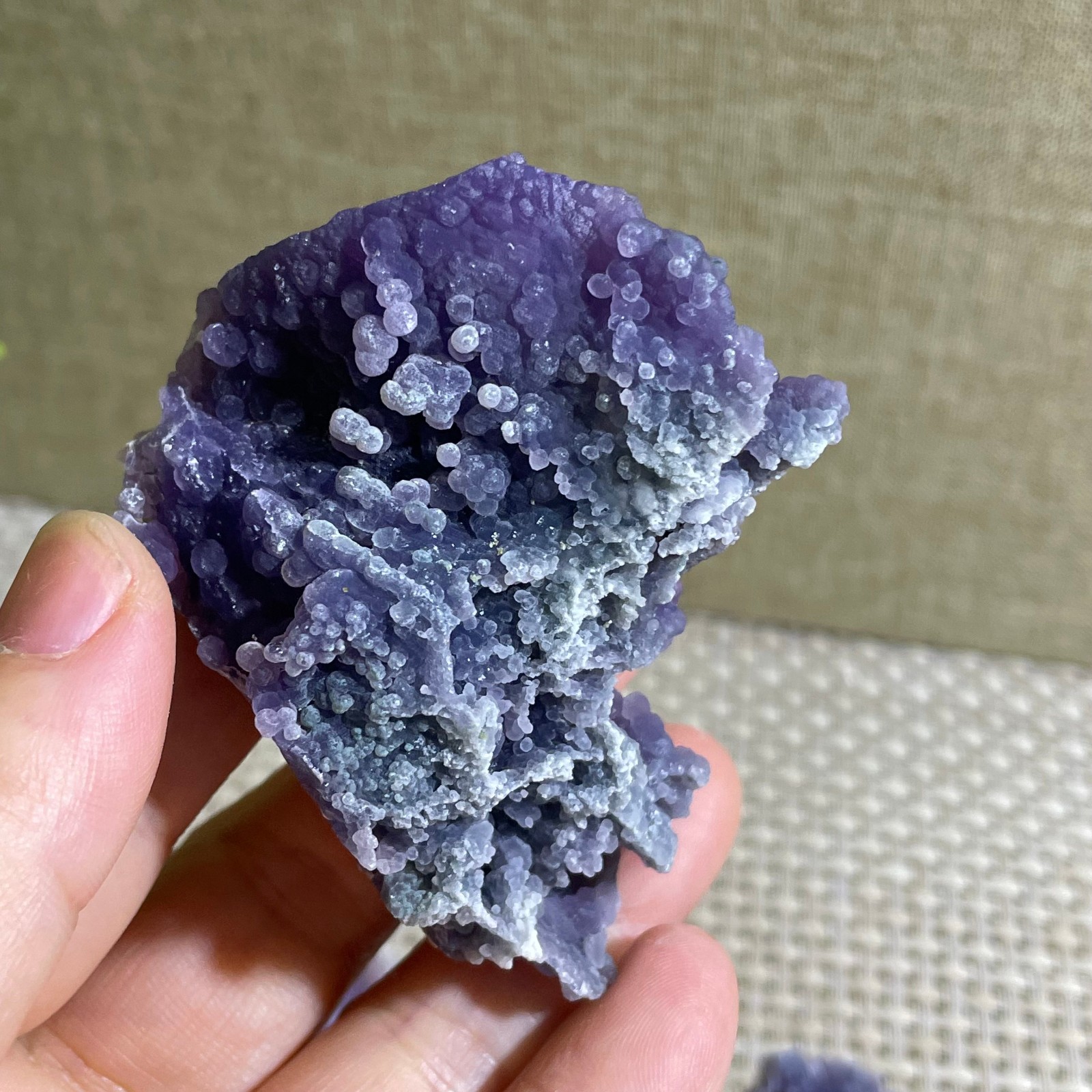 56g Purple stone, grape agate, quartz crystal, granular mineral