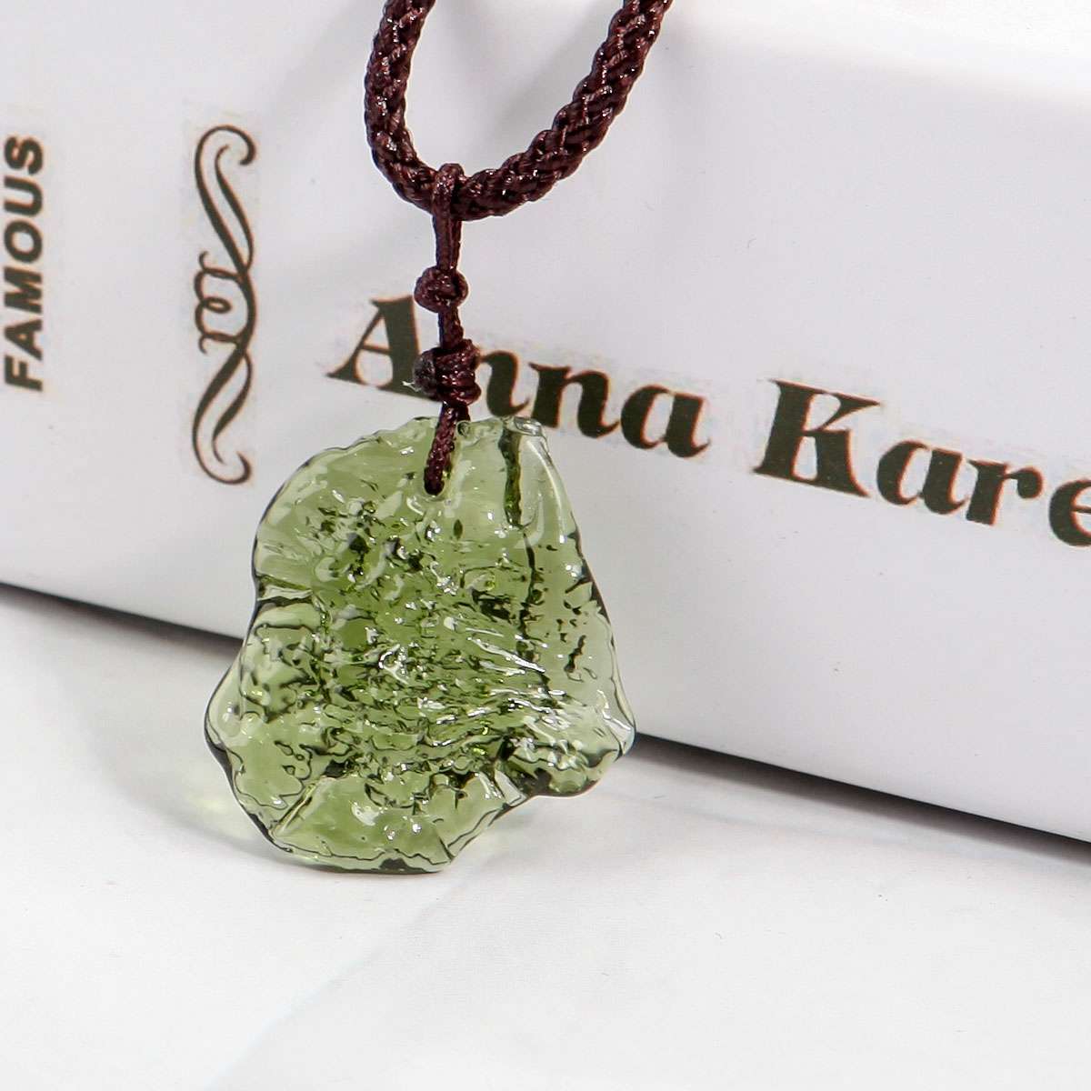 Natural Crystal Green Gem Moldavite Meteorite Glass Necklace Pendant Stone new