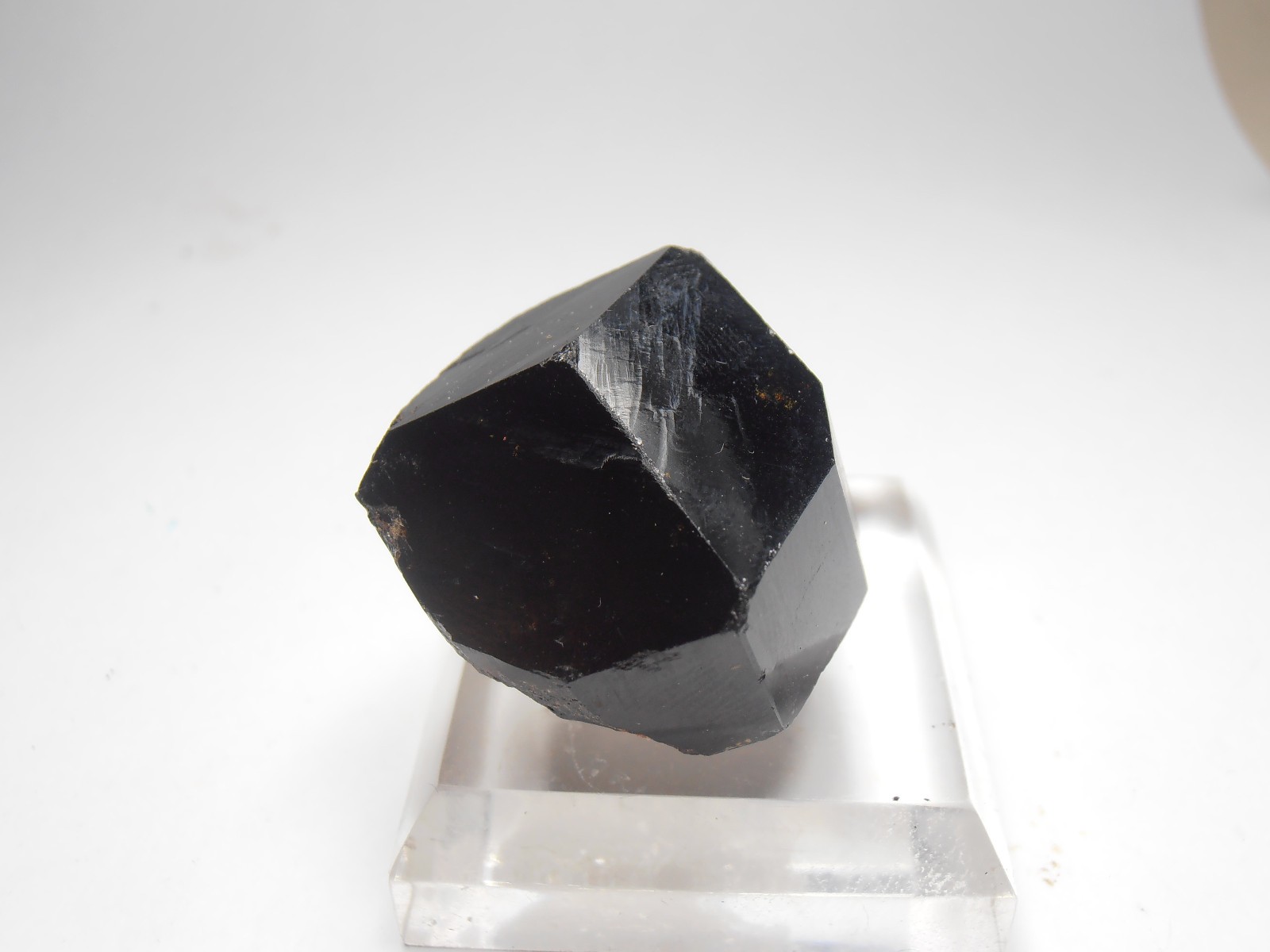 Uvite Tourmaline from the Pomba Pit, Brazil – 26 mm