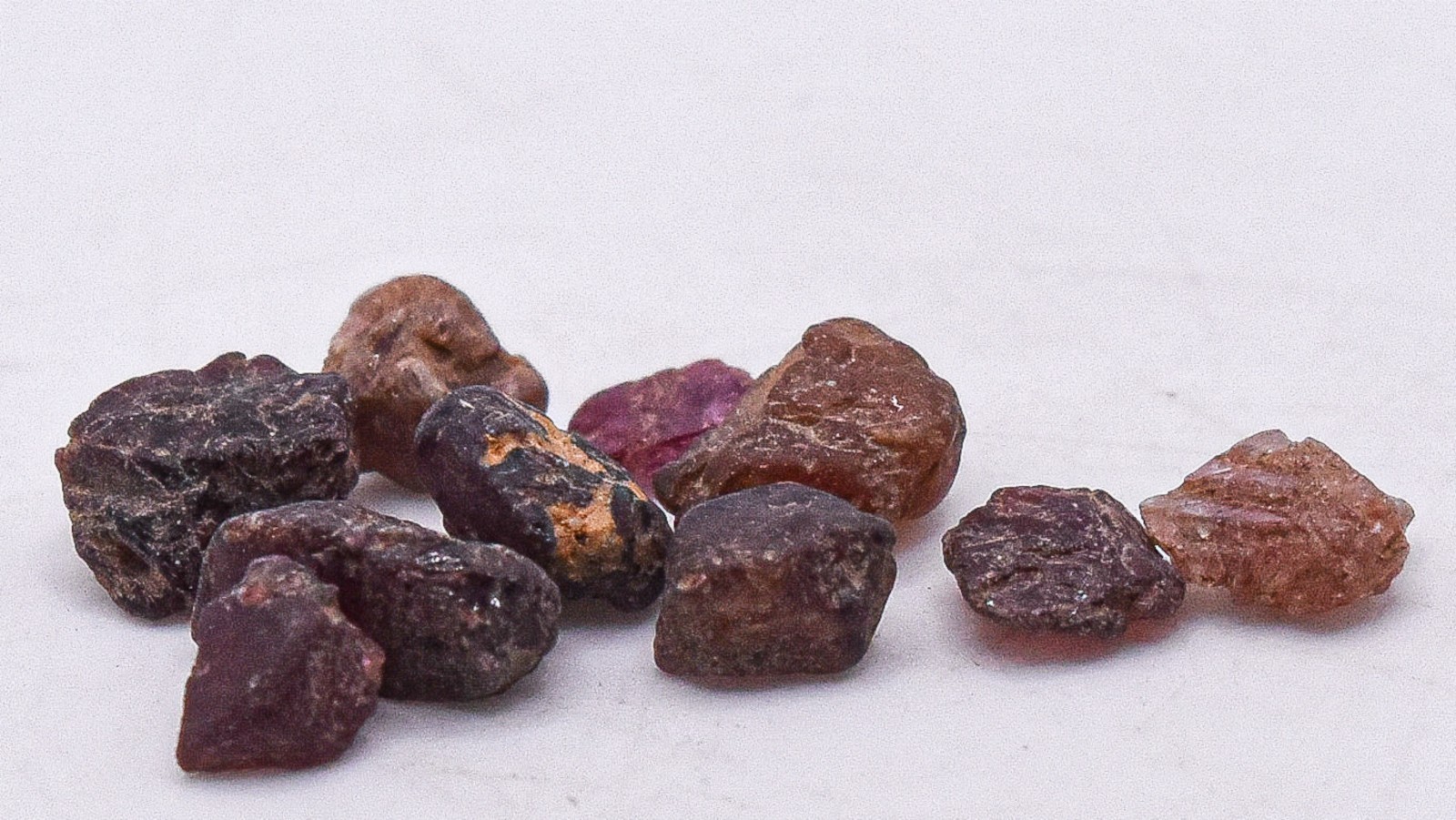 8.5ct 10pcs Red Orange Purple Ruby Sapphire Corundum Rough Mineral Stones Africa