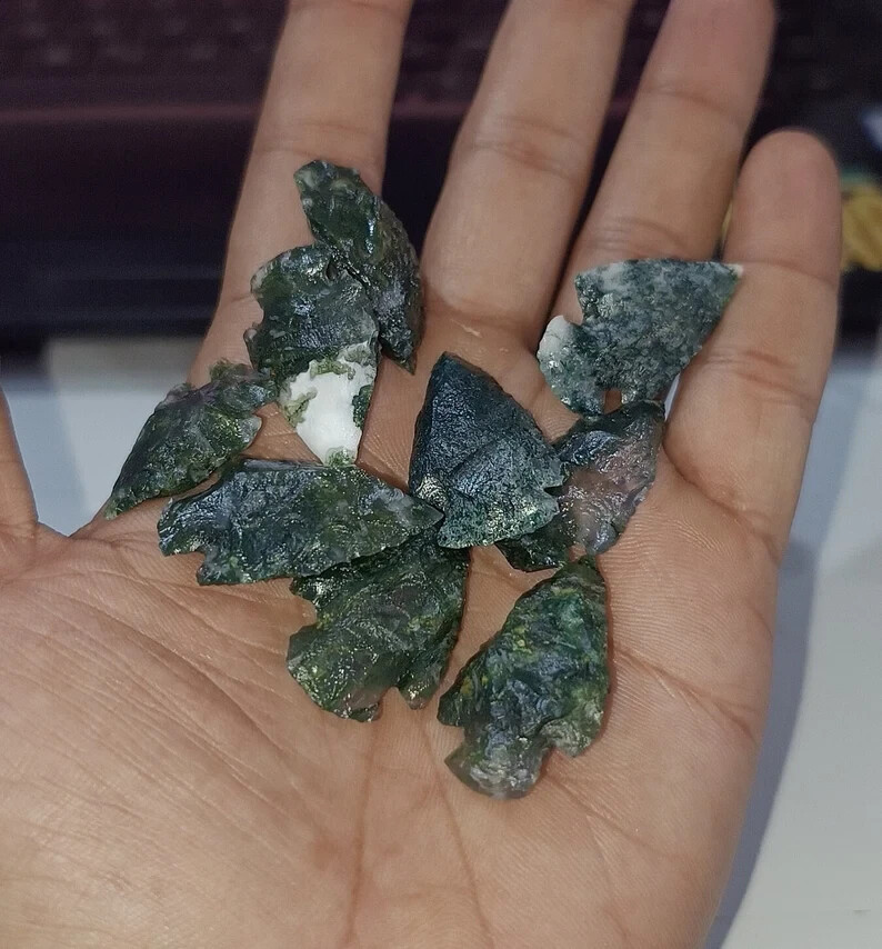 Moss Agate Arrowhead Pendant 1”-1.25” Carved Green Crystal for Wire Wrapping