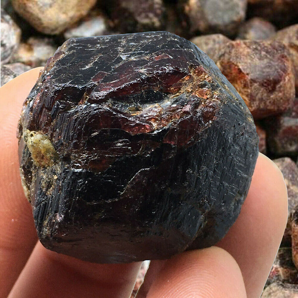 2PC 3-4cm Rough Natural Mineral RED Pyrope Garnet Crystal Gemstone DIY 100g+
