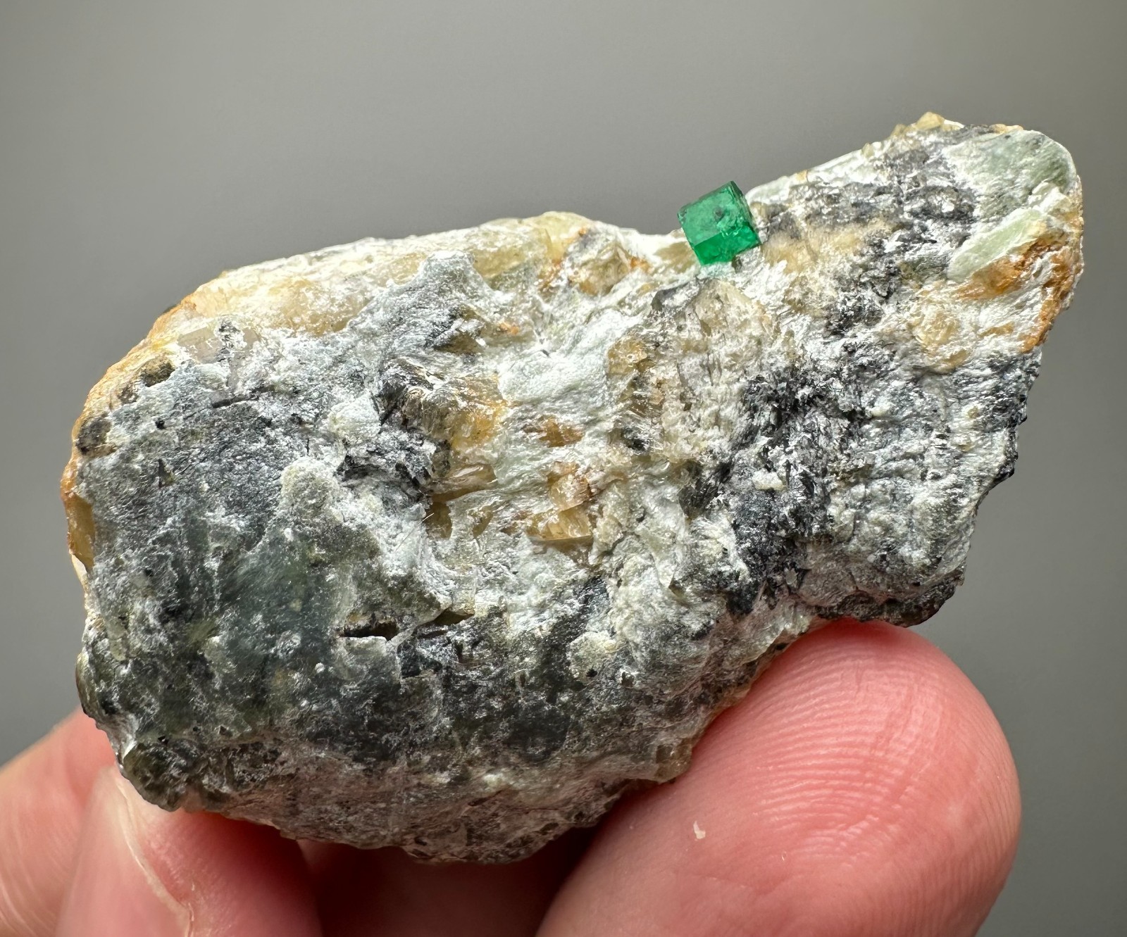 197 Ct. Full Terminated Top Green Swat Emerald Small Crystal On Matrix @Pak