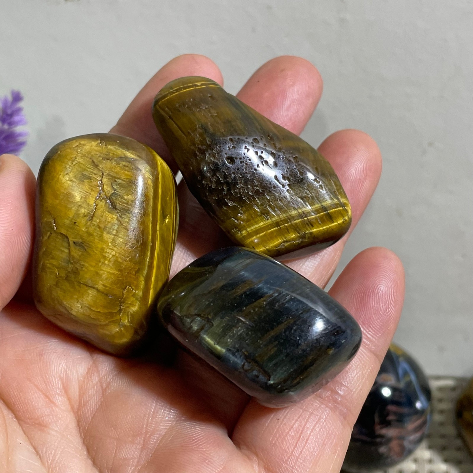 81g tiger’s-eye Rough Raw Stone Rock Specimen Reiki healing