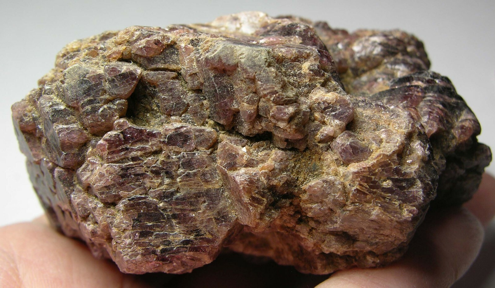 #11 Vietnam 290g Natural Octagonal Maroon Spinel Crystal Specimen 72mm 10.2 oz