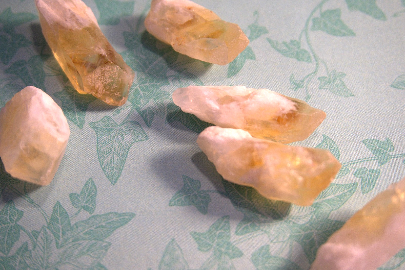Natural Rough Teeth Citrine Tumblestone Gemstone Healing 2-3cm