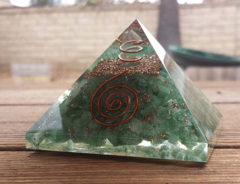 EXTRA LARGE (70-75mm) GREEN AVENTURINE ORGONE GEMSTONE PYRAMID ORGONITE
