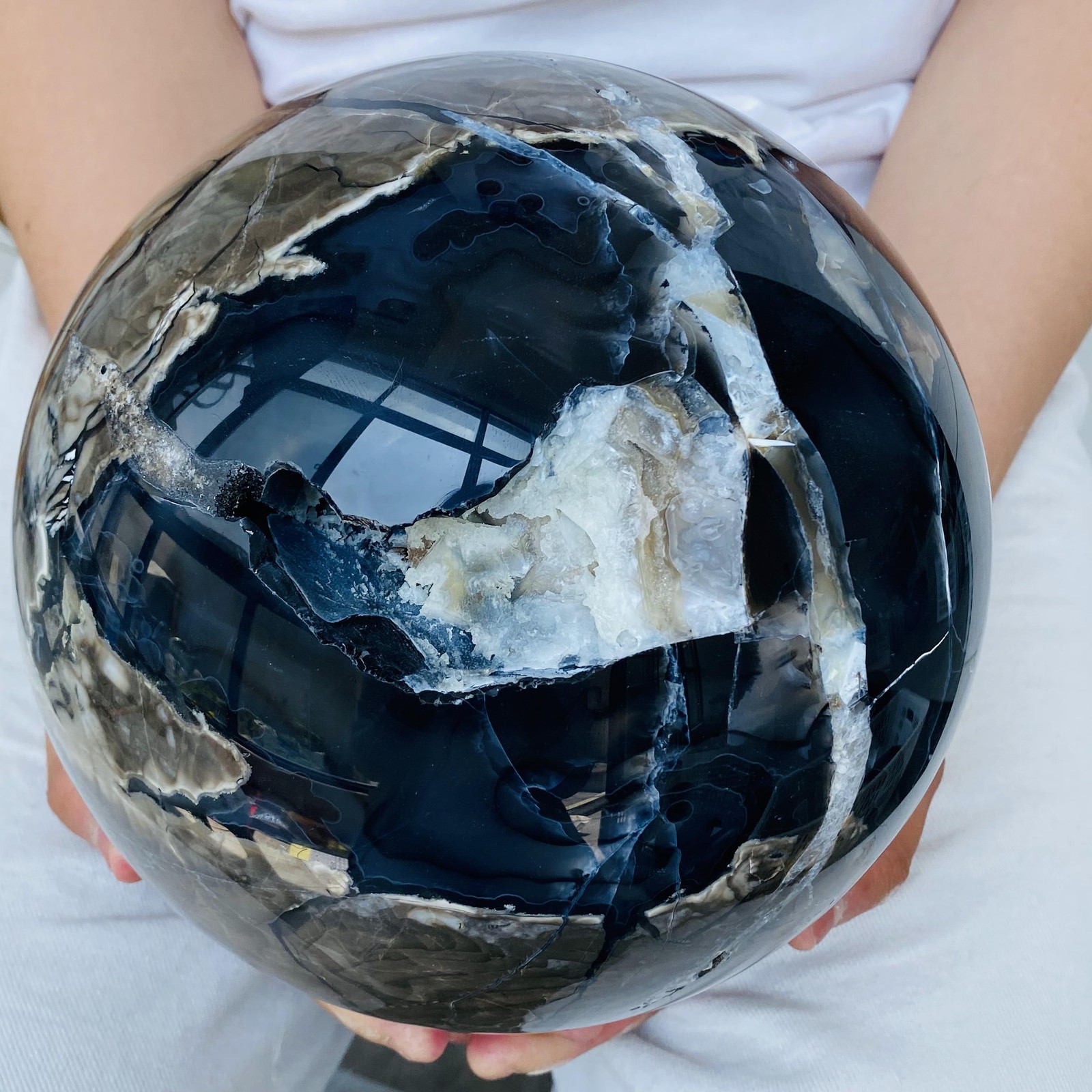 Natural Rare Volcanic Agate Crystal Sphere UV Reactive Gemstone Healing 10280g