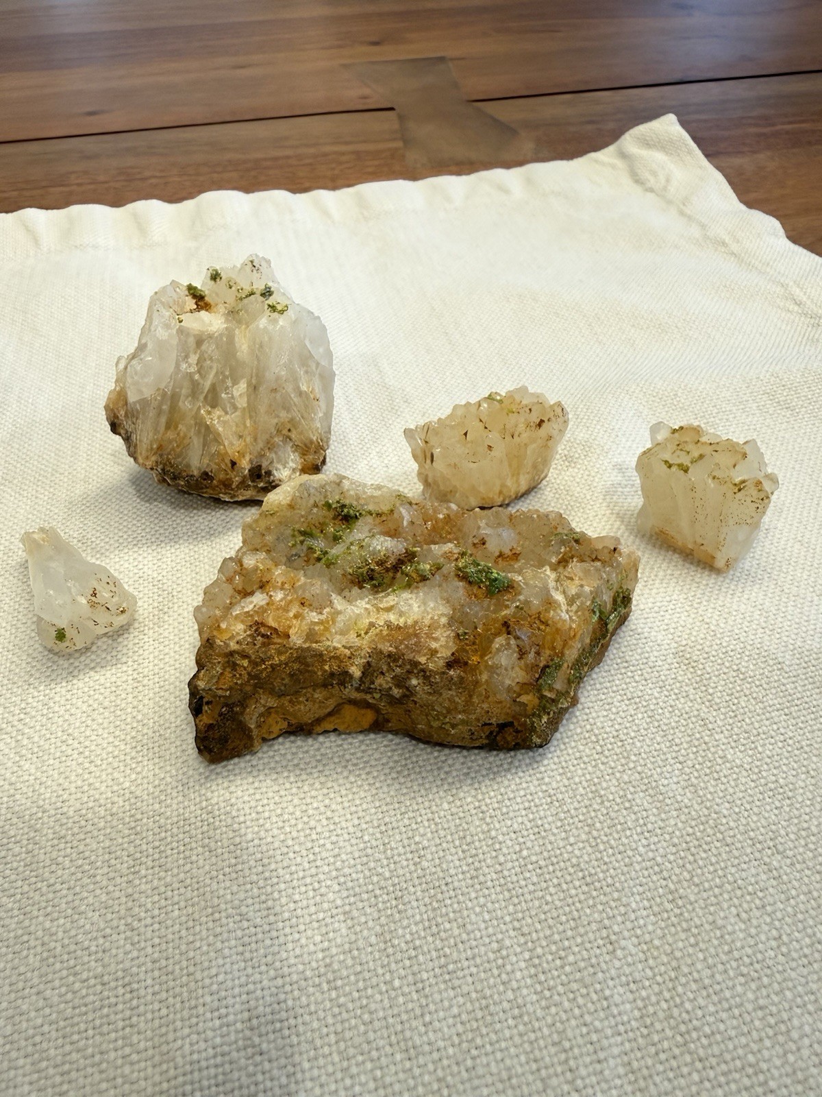 Pyromorphite on quartz collection – Wheatley Mines, Phoenixville, PA USA