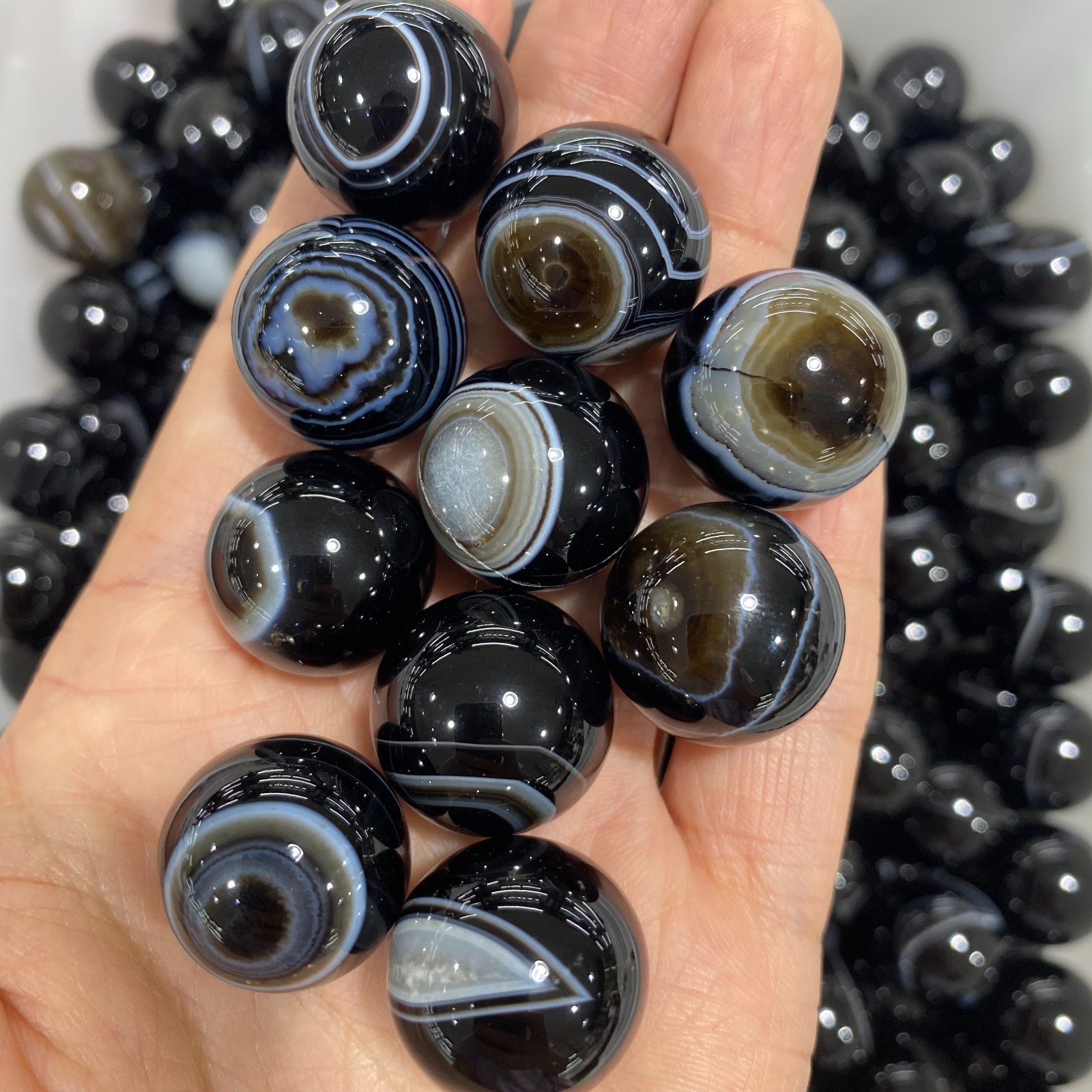 Top！5pcs sardonyx Quartz Sphere Crystal Ball Reiki Healing 20mm